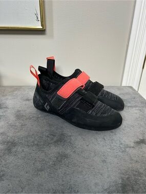 Black Diamond Momentum Climbing Shoes Women’s Size 6